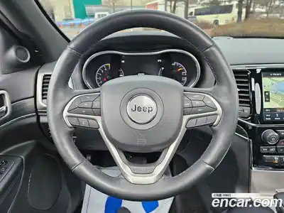 Jeep Cherokee 2019 3.6 Автомат в Москве № 310509, миниатюра 9