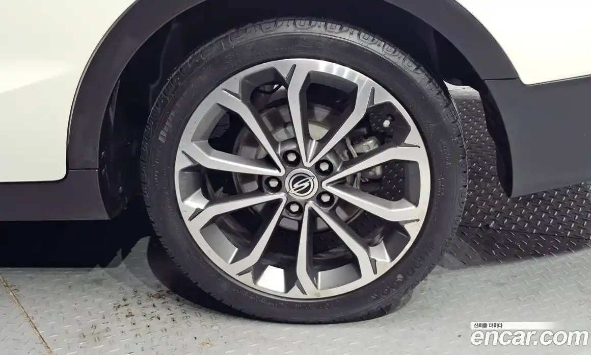 SsangYong TIBOLI 2017 1.6 Автомат в Москве № 31591, фото 8