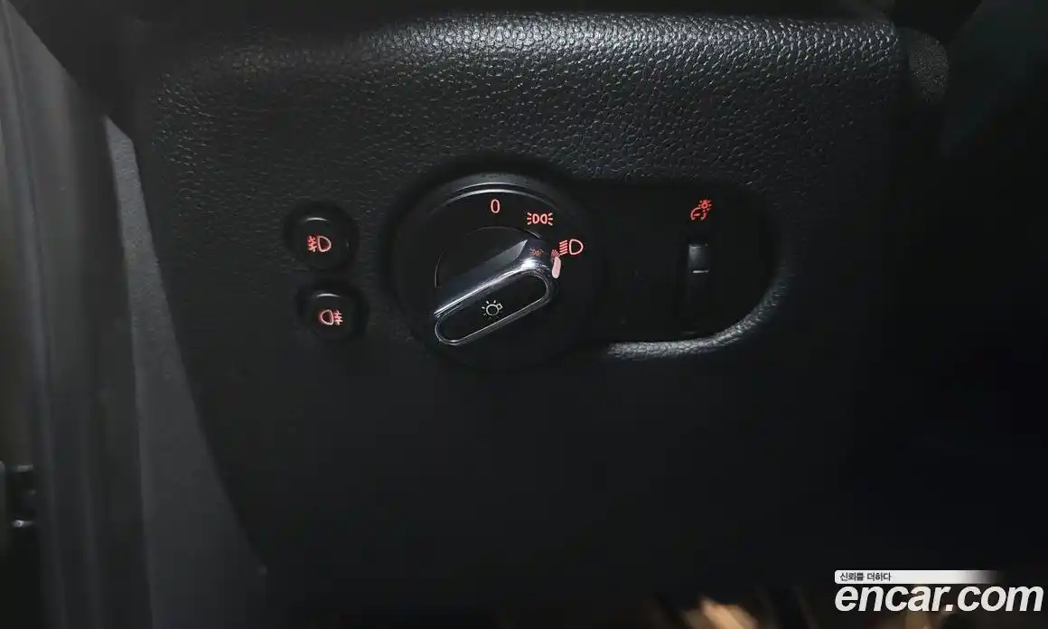 Mini Cooper 2019 1.5 Автомат в Москве № 316861, фото 19