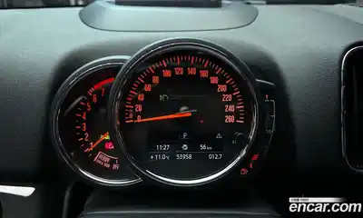 Mini Countryman 2019 2.0 Автомат в Москве № 316983, миниатюра 2