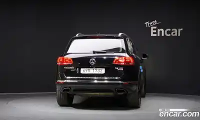 Volkswagen Touareg, 2015