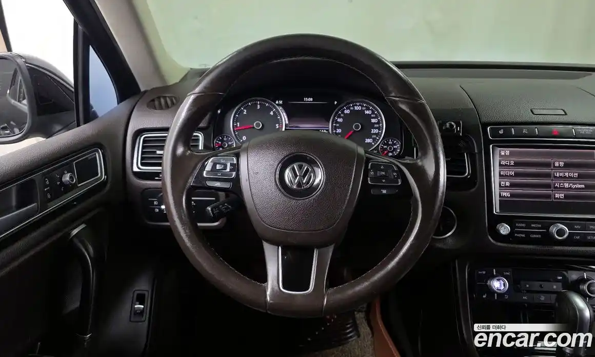 Volkswagen Touareg 2015 3.0 Автомат в Москве № 318051, фото 13