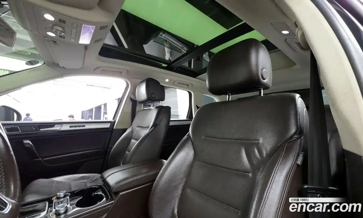 Volkswagen Touareg 2015 3.0 Автомат в Москве № 318051, фото 14