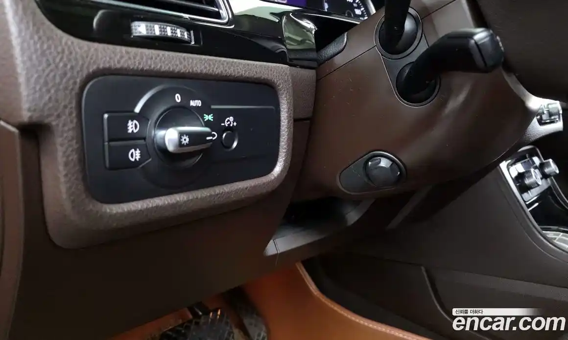 Volkswagen Touareg 2015 3.0 Автомат в Москве № 318051, фото 18