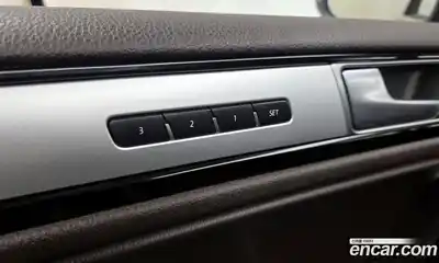 Volkswagen Touareg 2015 3.0 Автомат в Москве № 318051, миниатюра 3