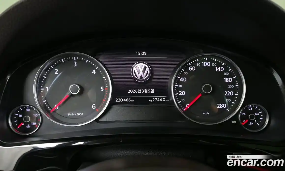 Volkswagen Touareg 2015 3.0 Автомат в Москве № 318051, фото 8