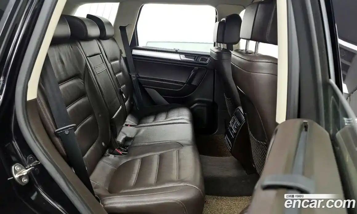 Volkswagen Touareg 2015 3.0 Автомат в Москве № 318051, фото 10