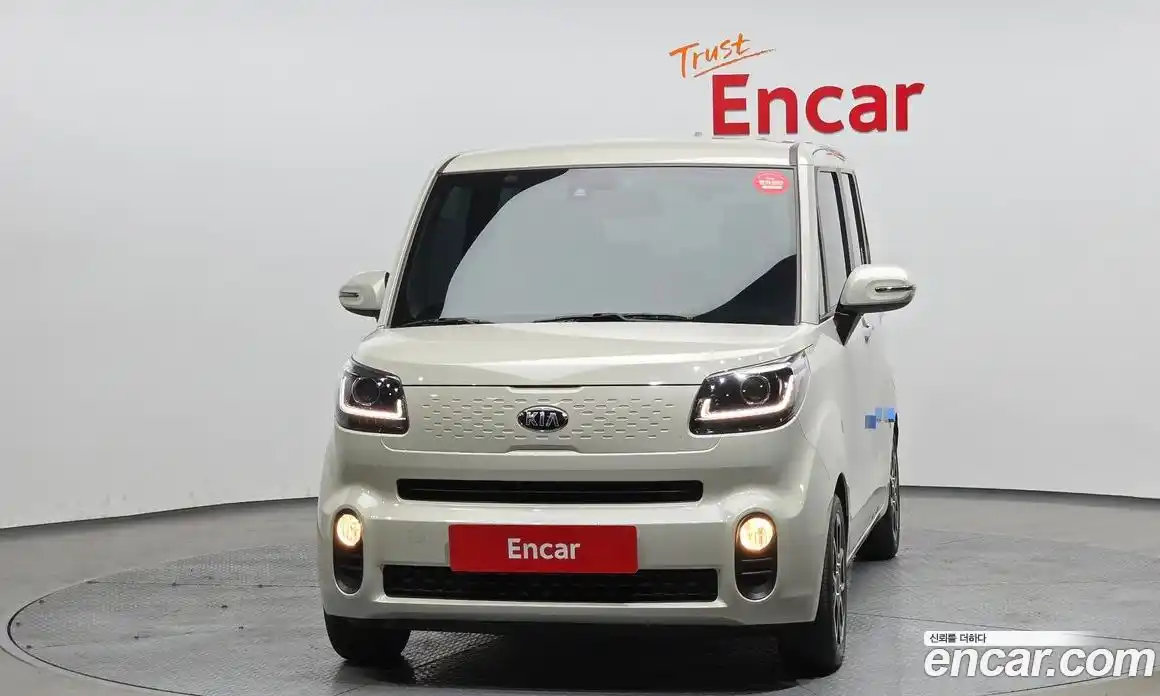 Kia Ray 2021 1.0 Автомат в Москве № 321691, фото 19