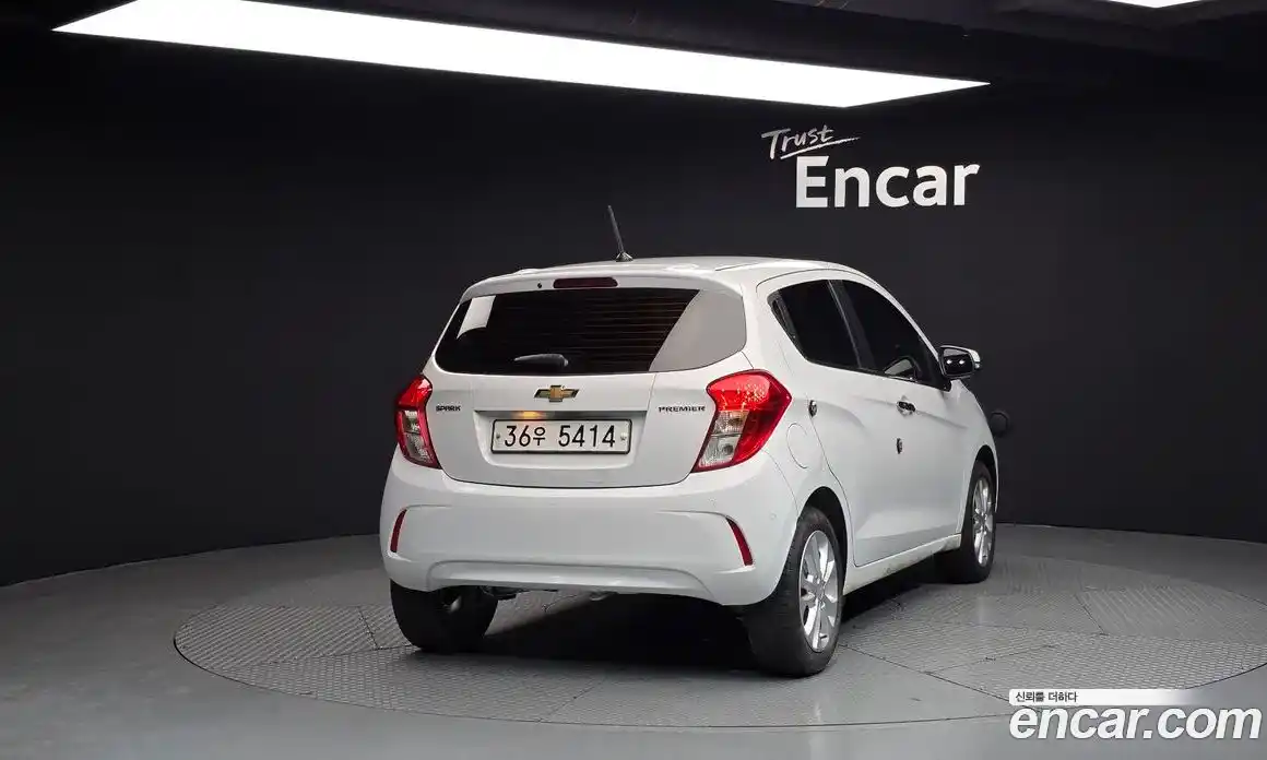 Chevrolet Spark 2019 1.0 Автомат в Москве № 332420, фото 12