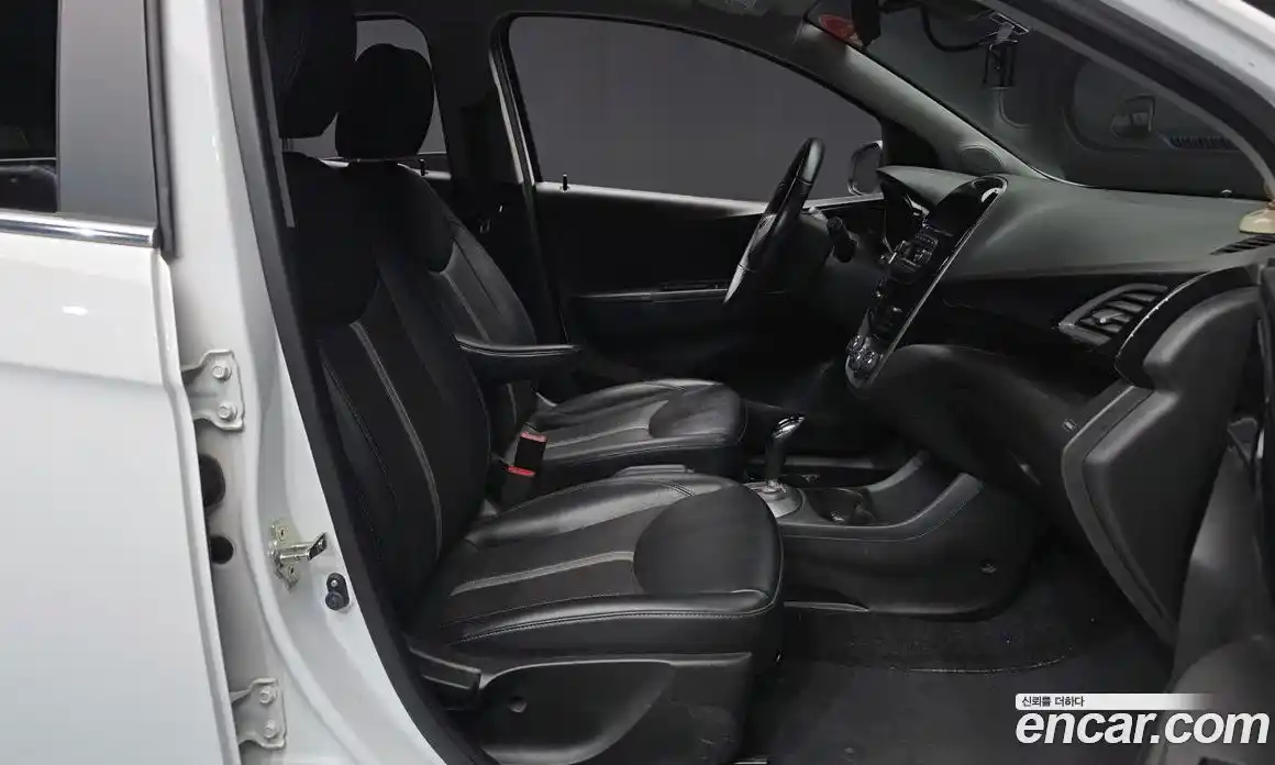 Chevrolet Spark 2019 1.0 Автомат в Москве № 332420, фото 16