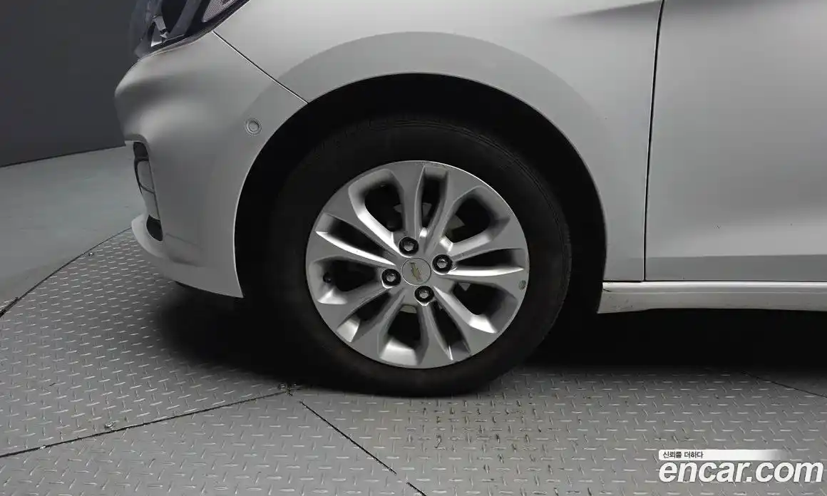 Chevrolet Spark 2019 1.0 Автомат в Москве № 332420, фото 6