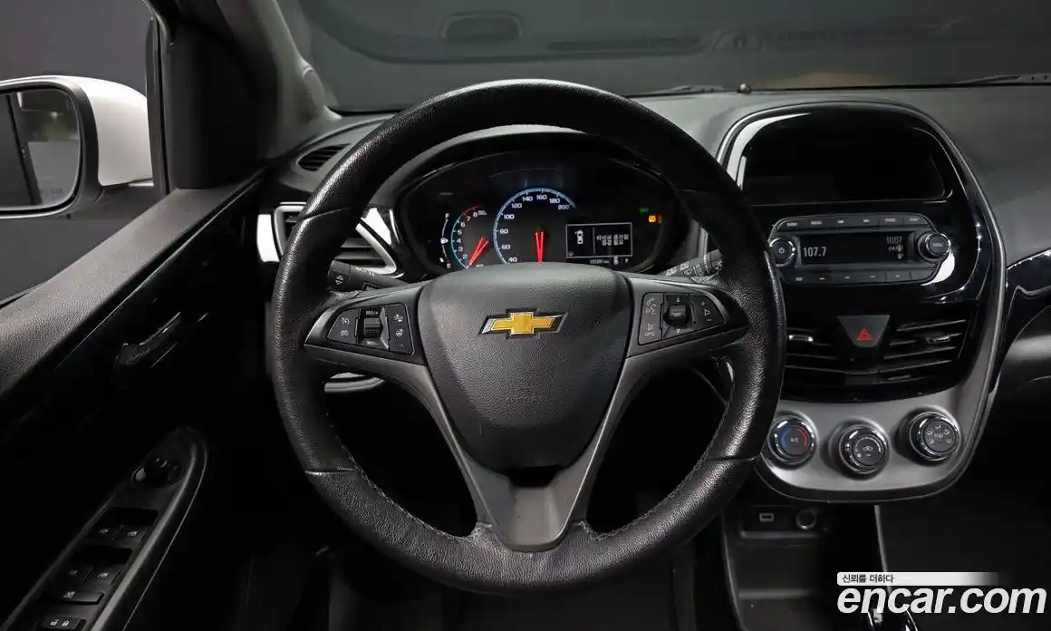 Chevrolet Spark 2019 1.0 Автомат в Москве № 332420, фото 9
