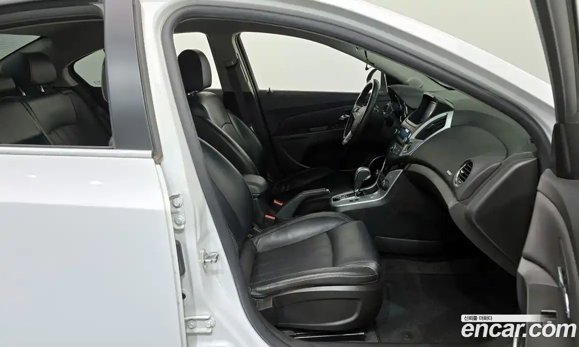 Chevrolet Cruze 2014 1.8 Автомат в Москве № 332715, фото 11