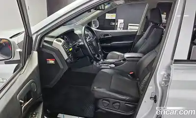 SsangYong Korando 2014 2.0 Автомат в Москве № 33754, миниатюра 9
