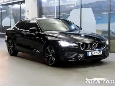 Volvo S60, 2021