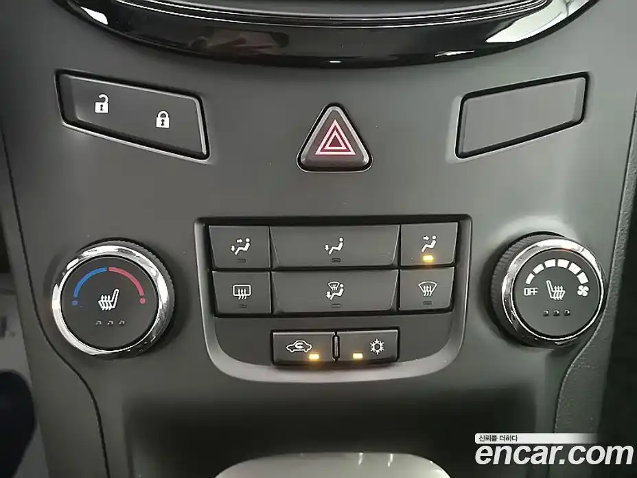 Chevrolet Orlando 2013 2.0 Автомат в Москве № 36948, фото 13