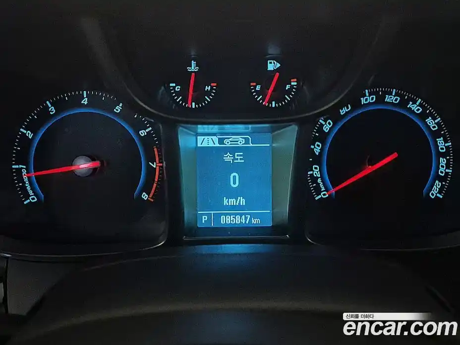 Chevrolet Orlando 2013 2.0 Автомат в Москве № 36948, фото 6