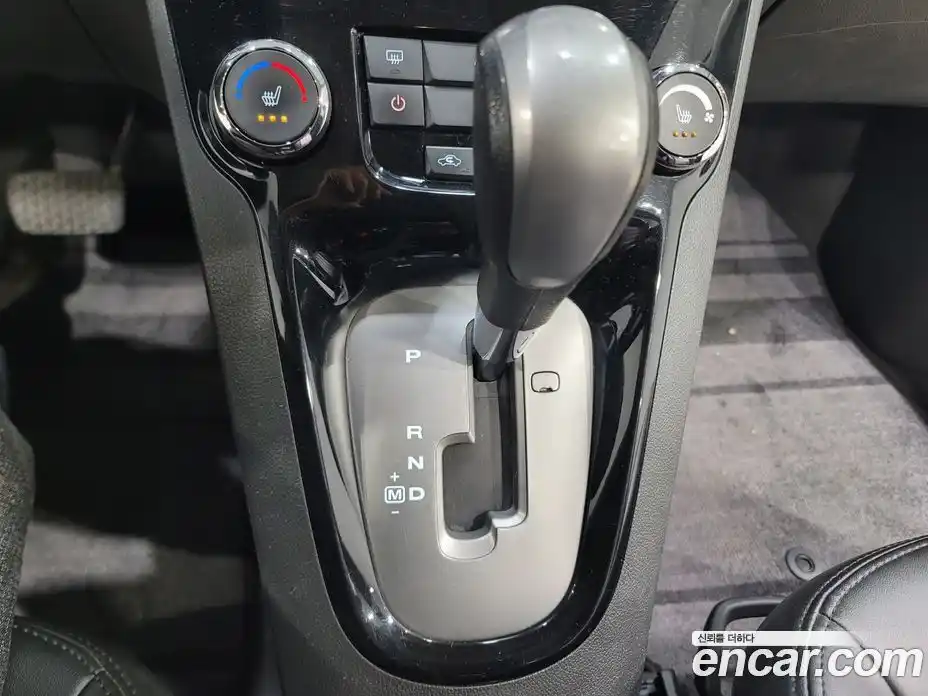 Chevrolet Orlando 2015 2.0 Автомат в Москве № 37148, фото 9