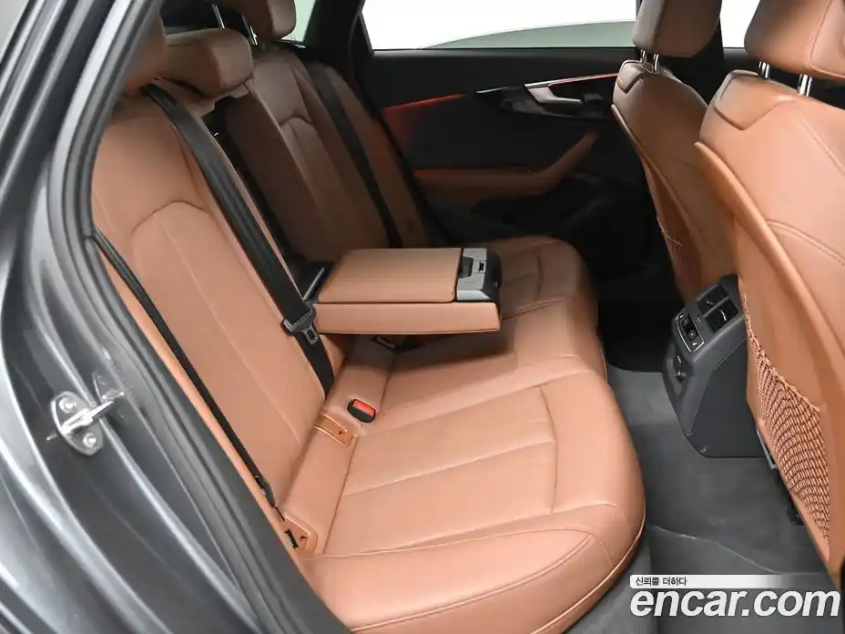 Audi A4 2022 2.0 Автомат в Москве № 373419, фото 12