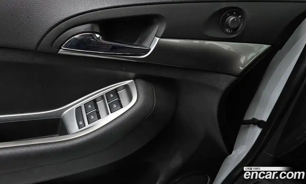 Chevrolet Orlando 2015 2.0 Автомат в Москве № 38504, фото 10