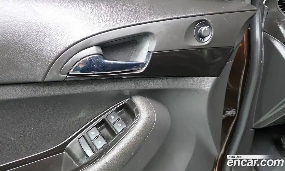 Chevrolet Orlando 2015 2.0 Автомат в Москве № 38738, фото 5