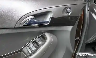 Chevrolet Orlando 2015 2.0 Автомат в Москве № 38738, миниатюра 5