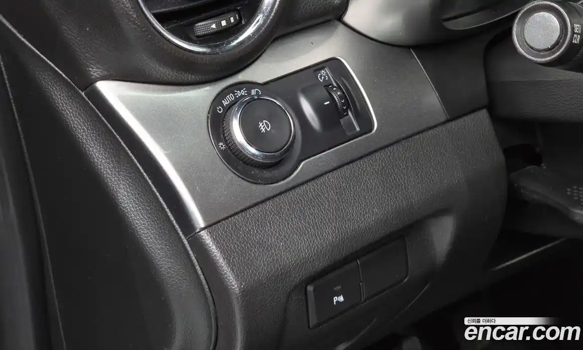 Chevrolet Orlando 2015 2.0 Автомат в Москве № 38896, фото 17