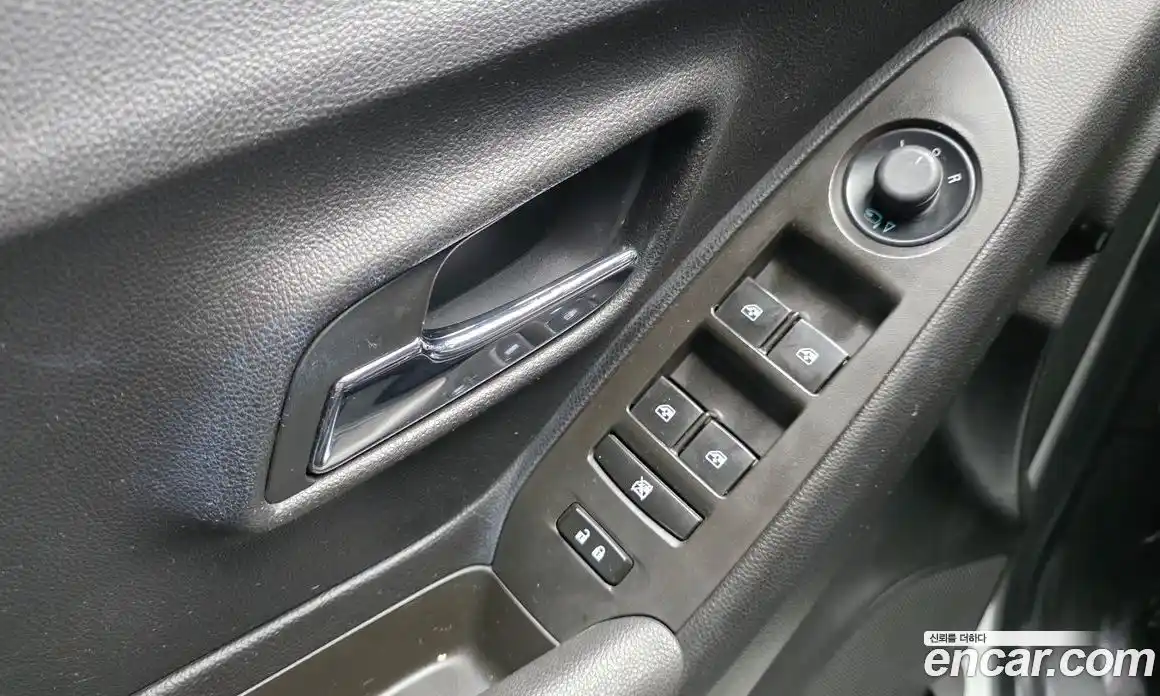 Chevrolet Trax 2015 1.4 Автомат в Москве № 38914, фото 3