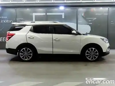 SsangYong TIBOLI 2016 1.6 Автомат в Москве № 389417, миниатюра 3