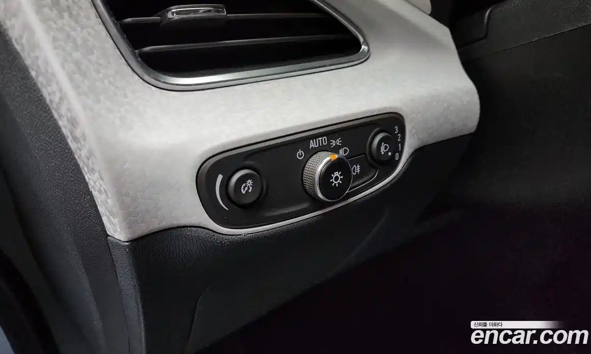 Chevrolet Bolt EV 2018 0.2 Автомат в Москве № 39526, фото 4