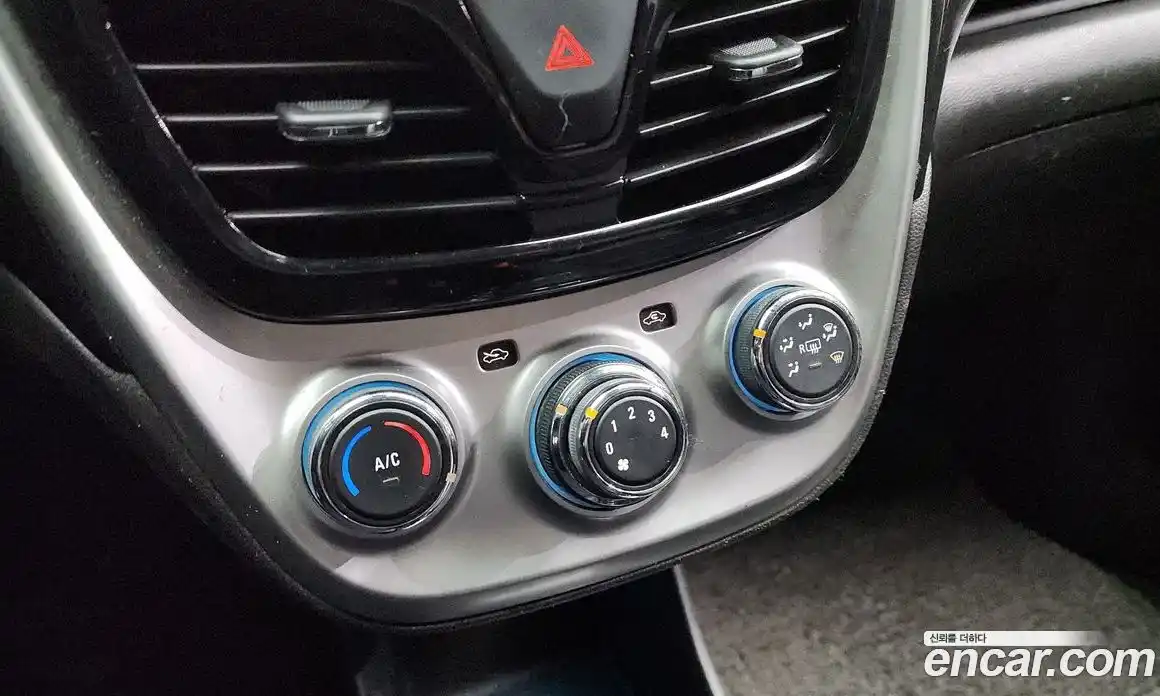 Chevrolet Spark 2016 1.0 Автомат в Москве № 40205, фото 3