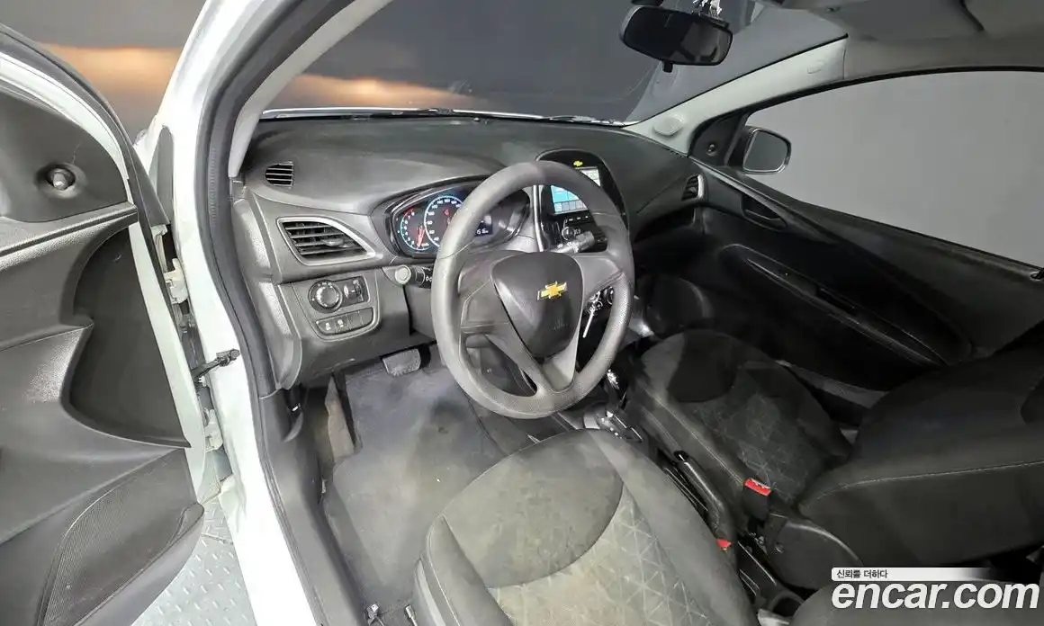 Chevrolet Spark 2020 1.0 Автомат в Москве № 40490, фото 17