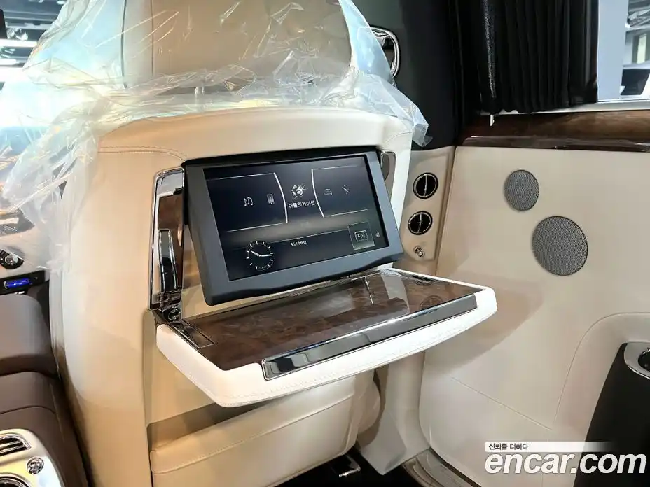 Rolls-Royce Ghost 2019 6.6 Автомат в Москве № 407378, фото 14