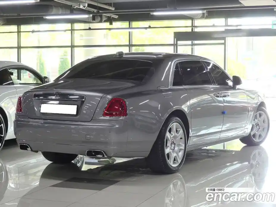 Rolls-Royce Ghost 2019 6.6 Автомат в Москве № 407378, фото 3