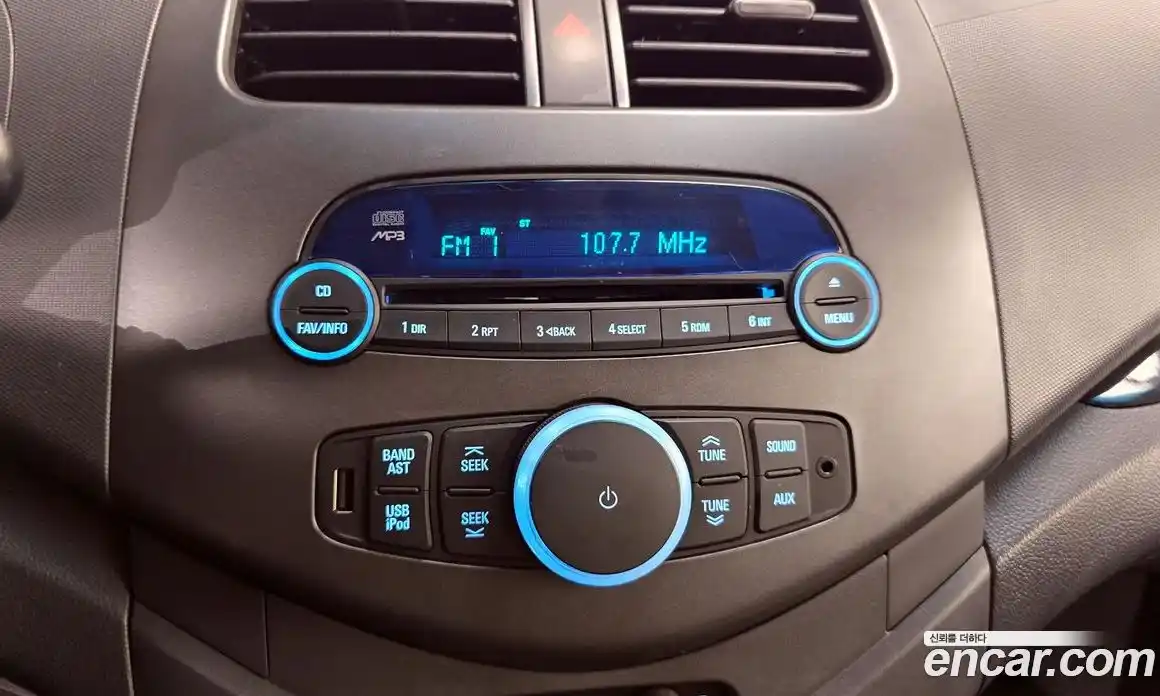 Chevrolet Spark 2012 1.0 Автомат в Москве № 41124, фото 17