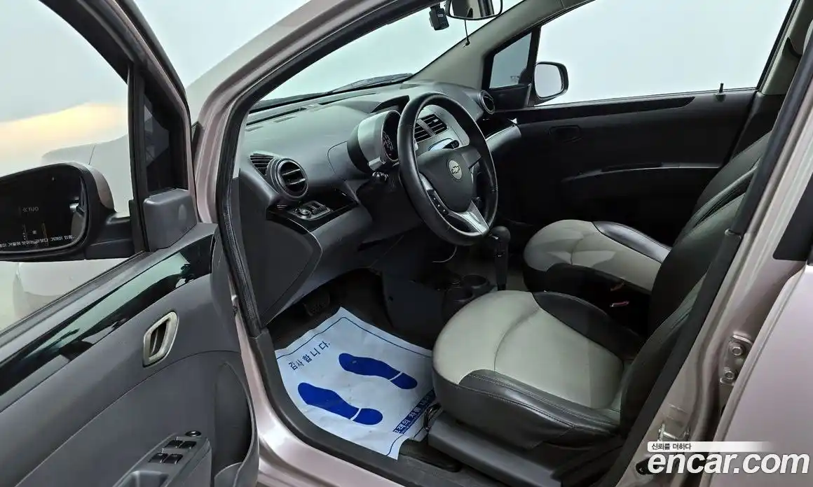 Chevrolet Spark 2012 1.0 Автомат в Москве № 41124, фото 10