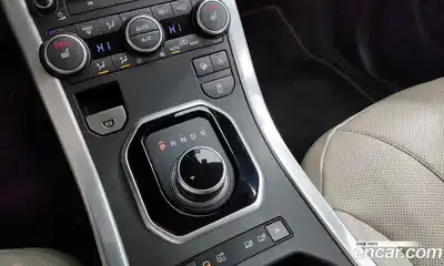 Land Rover Range-Rover Evoque 2017 2.0 Автомат в Москве № 416323, миниатюра 9