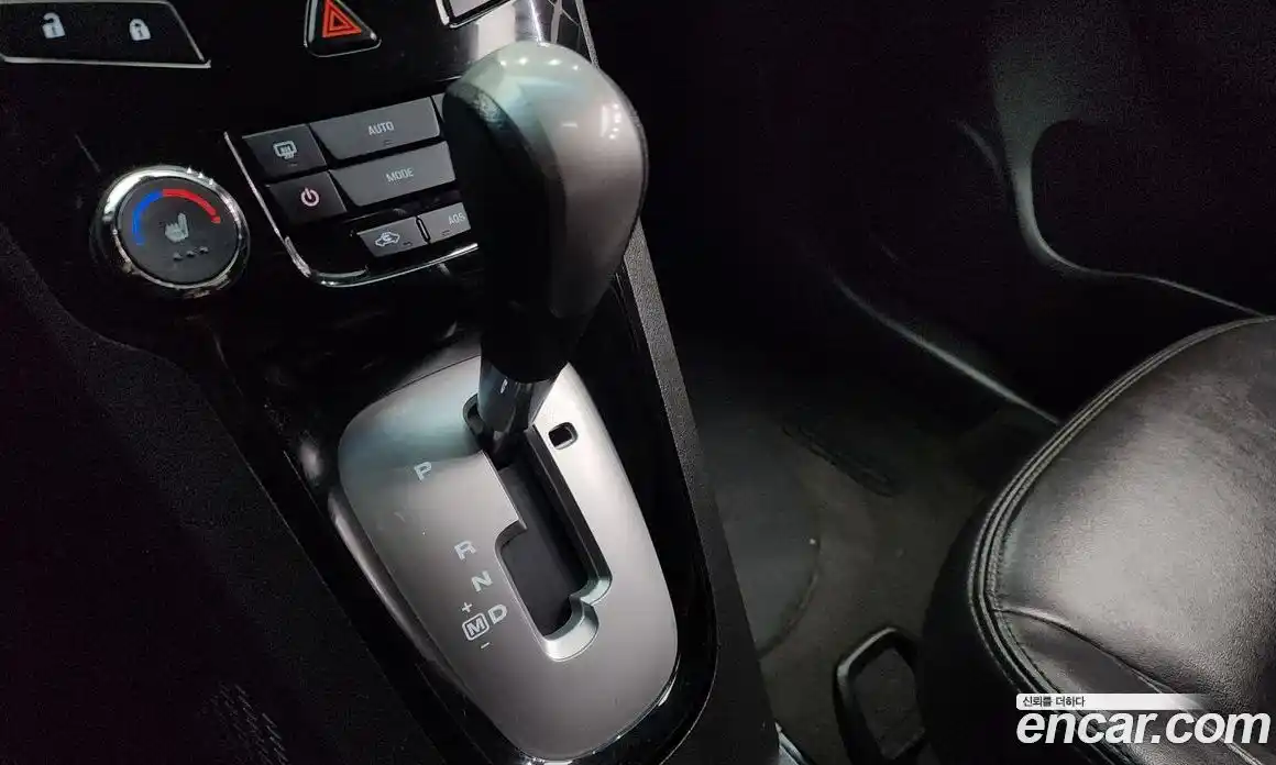 Chevrolet Orlando 2013 2.0 Автомат в Москве № 42041, фото 16