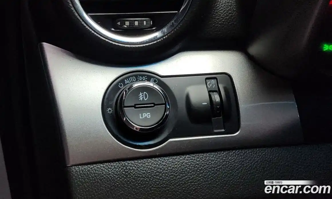 Chevrolet Orlando 2013 2.0 Автомат в Москве № 42041, фото 19