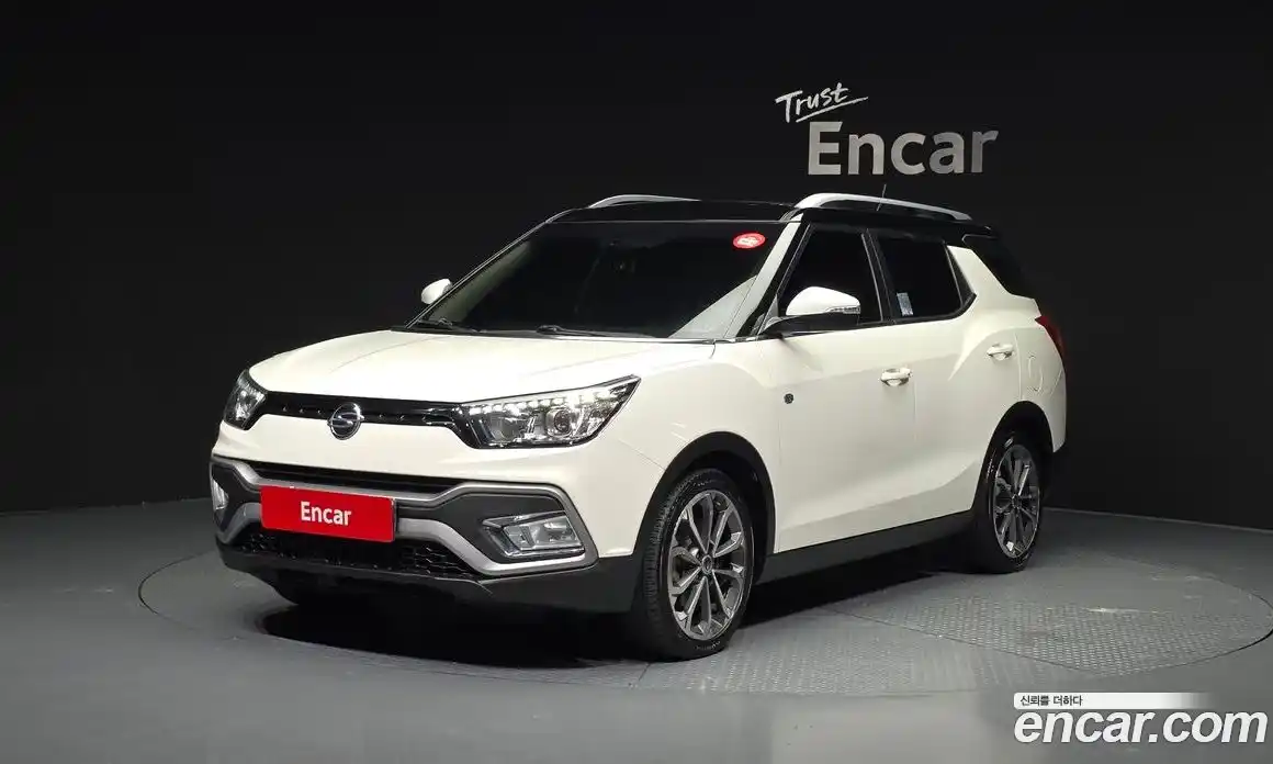 SsangYong TIBOLI 2016 1.6 Автомат в Москве № 421094, фото 1