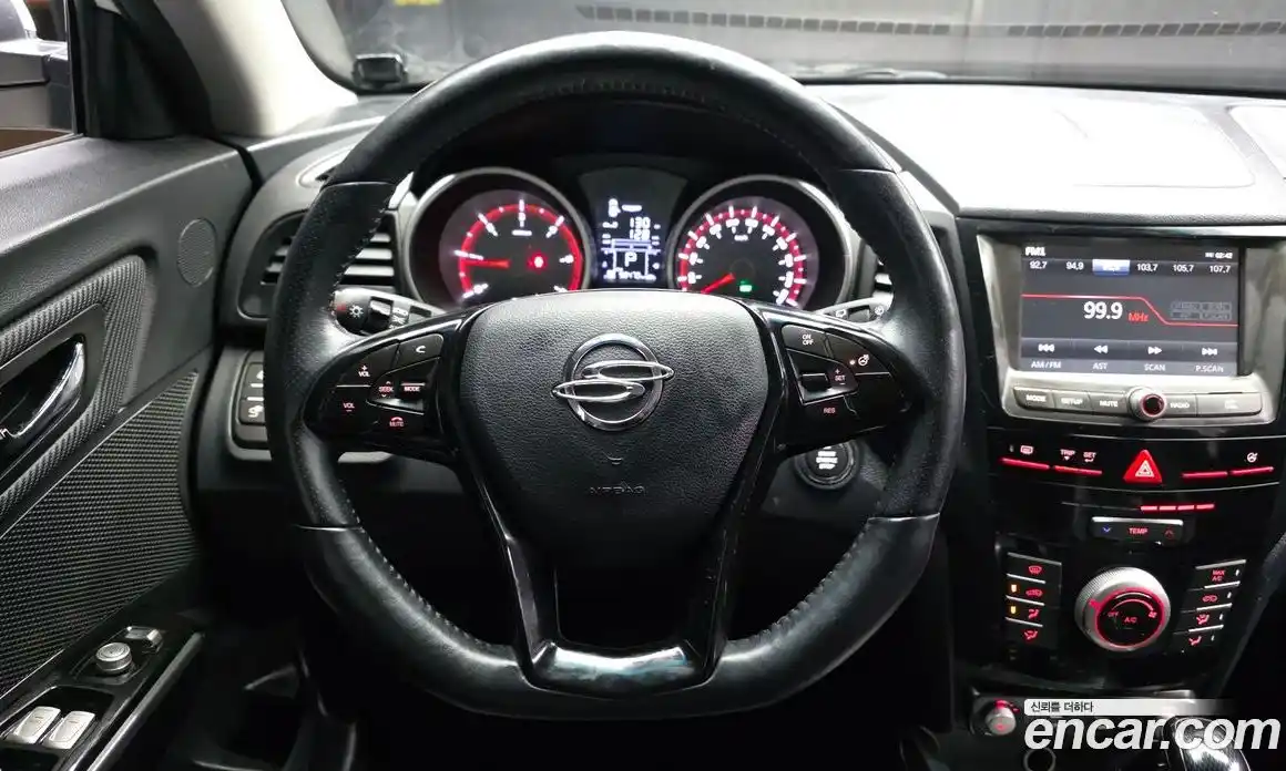 SsangYong TIBOLI 2016 1.6 Автомат в Москве № 421094, фото 13