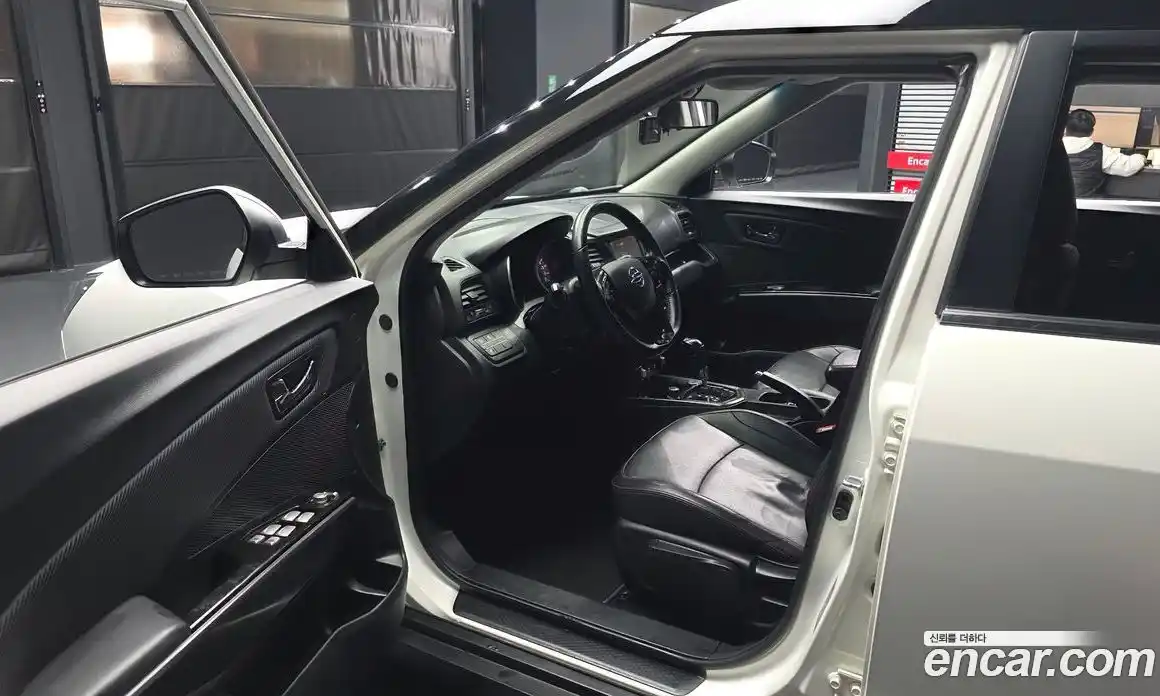 SsangYong TIBOLI 2016 1.6 Автомат в Москве № 421094, фото 10