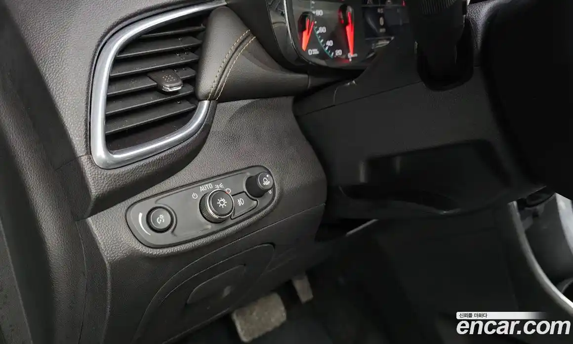 Chevrolet Trax 2017 1.6 Автомат в Москве № 42183, фото 4