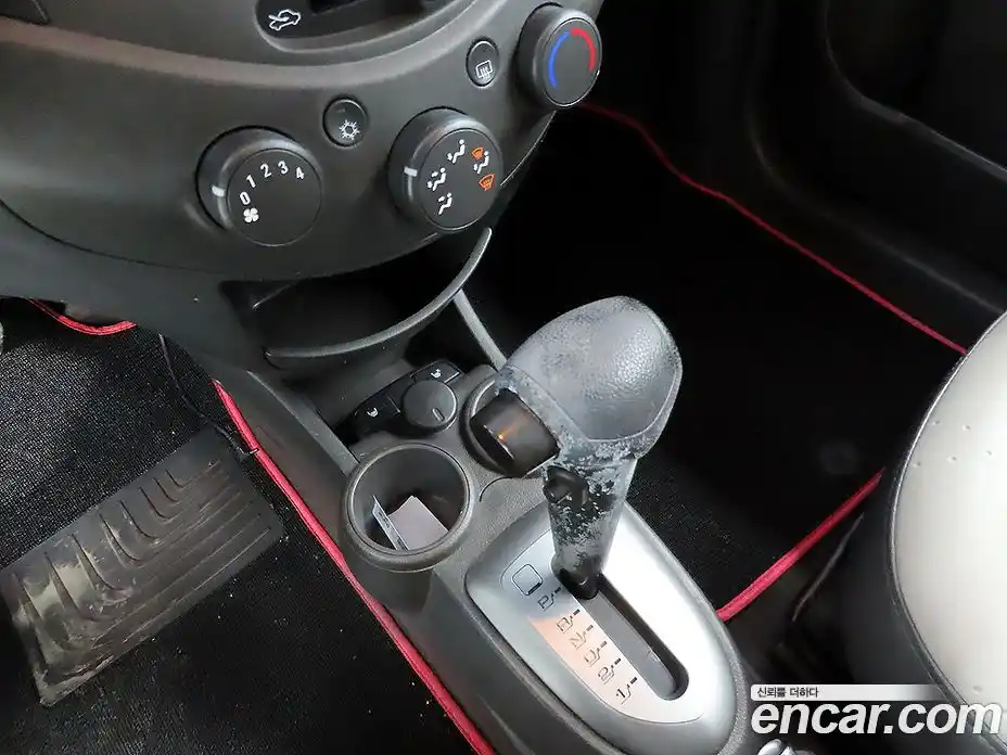 Chevrolet Spark 2012 1.0 Автомат в Москве № 42234, фото 14