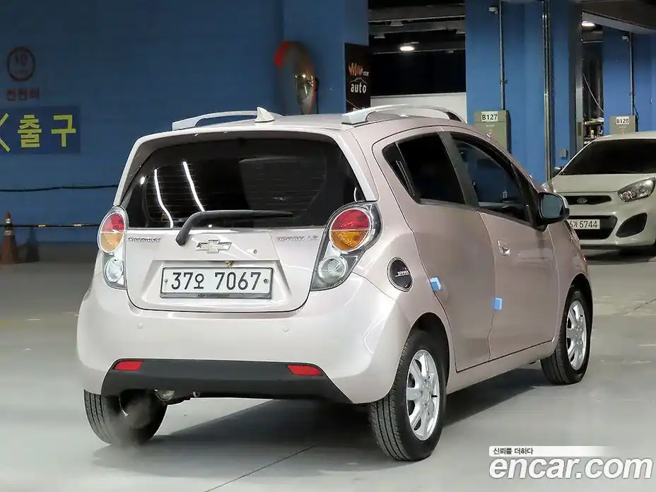 Chevrolet Spark 2012 1.0 Автомат в Москве № 42234, фото 4