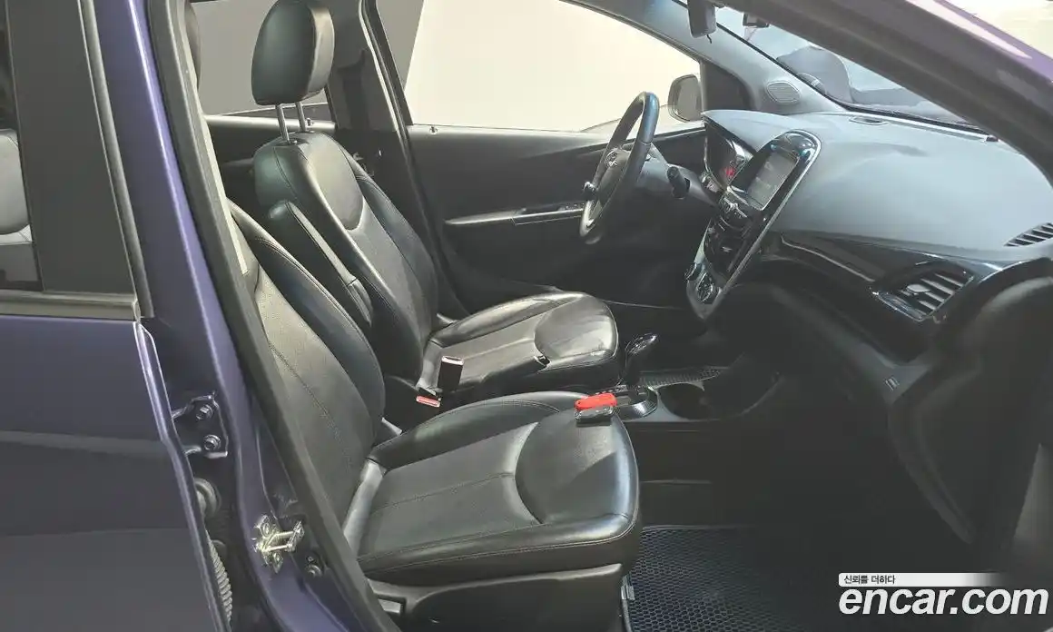 Chevrolet Spark 2016 1.0 Автомат в Москве № 422466, фото 10