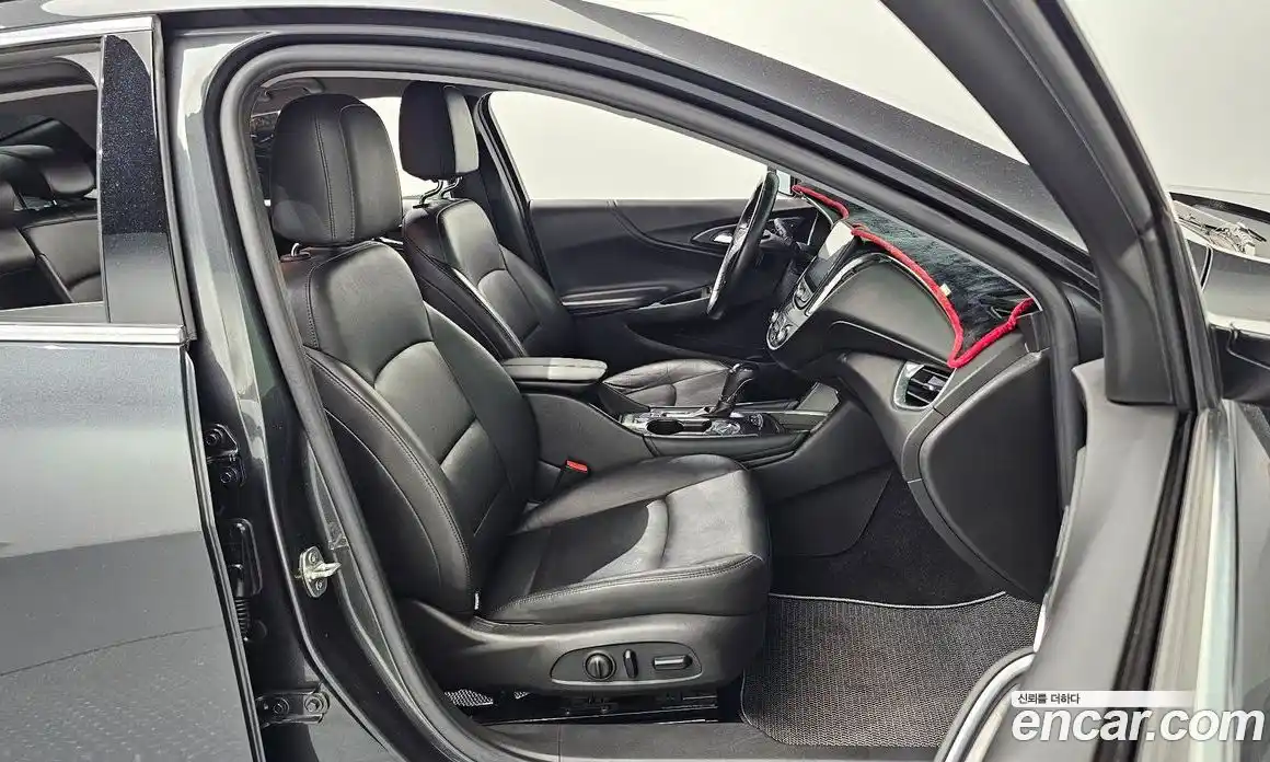 Chevrolet Malibu 2017 2.0 Автомат в Москве № 422724, фото 13