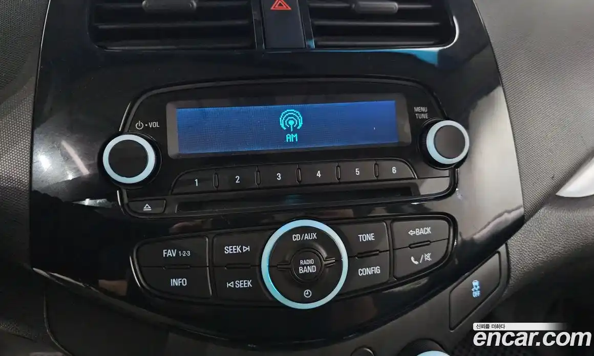 Chevrolet Spark 2015 1.0 Автомат в Москве № 422868, фото 17