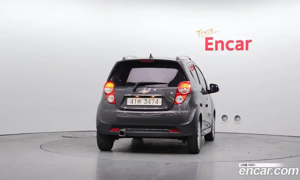 Chevrolet Spark 2015 1.0 Автомат в Москве № 422868, фото 4