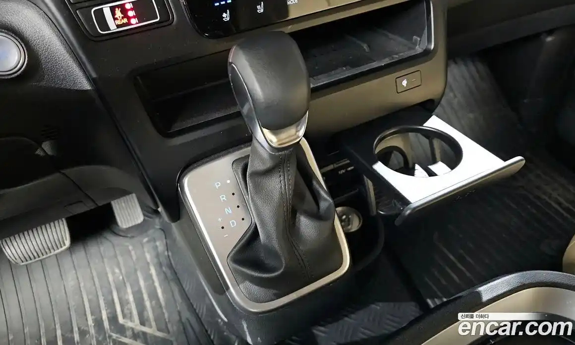 Hyundai Staria 2025 2.2 Автомат в Москве № 43235, фото 16